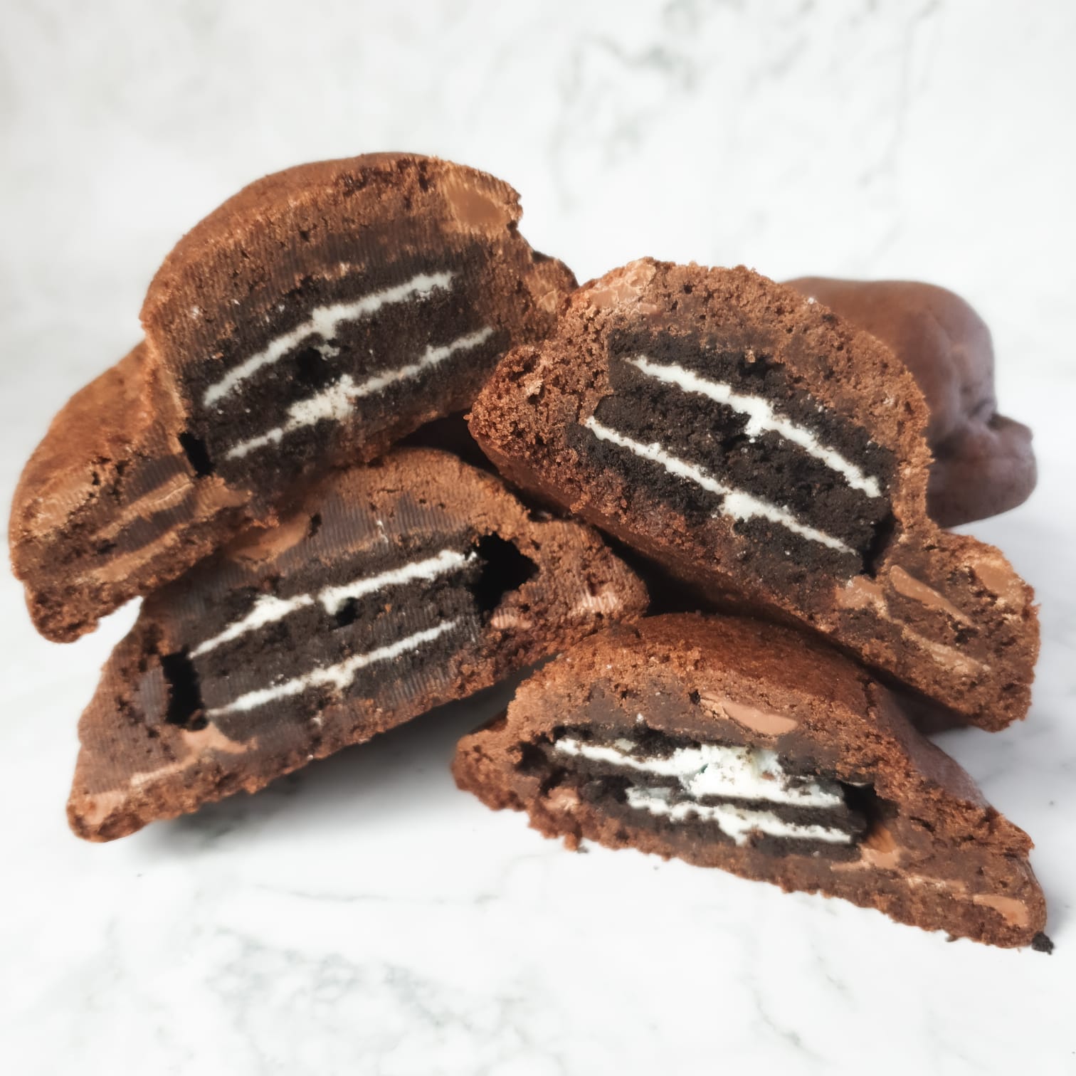 DOUBLE OREO STUFFED CHOCOLATE CHIP COOKIE