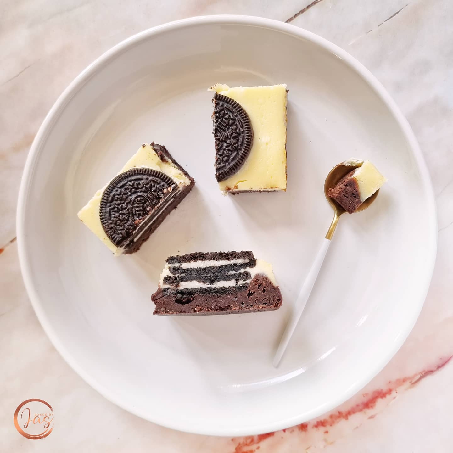 OREO CHEESECAKE BROWNIE