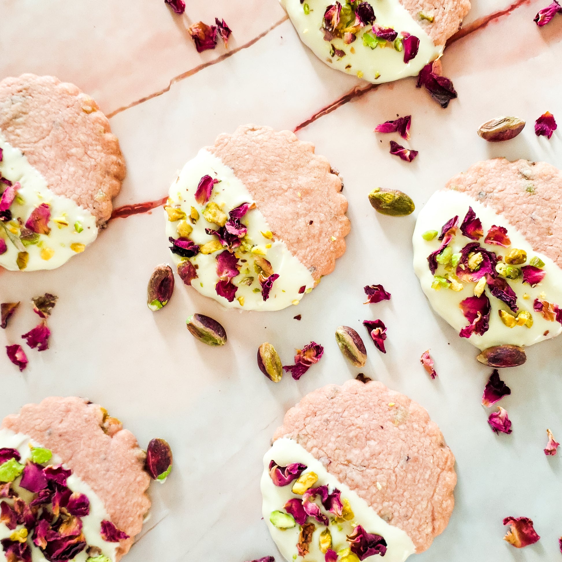 ROSE & PISTACHIO SHORTBREAD BISCUITS