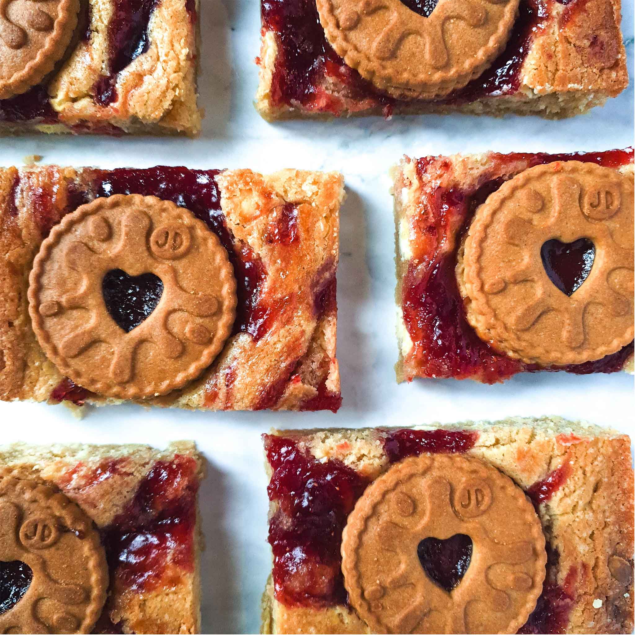 JAMMIE DODGER BLONDIES