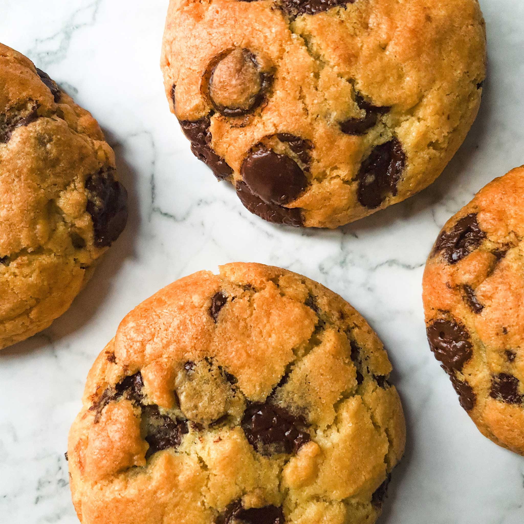 NUTELLA STUFFED COOKIES