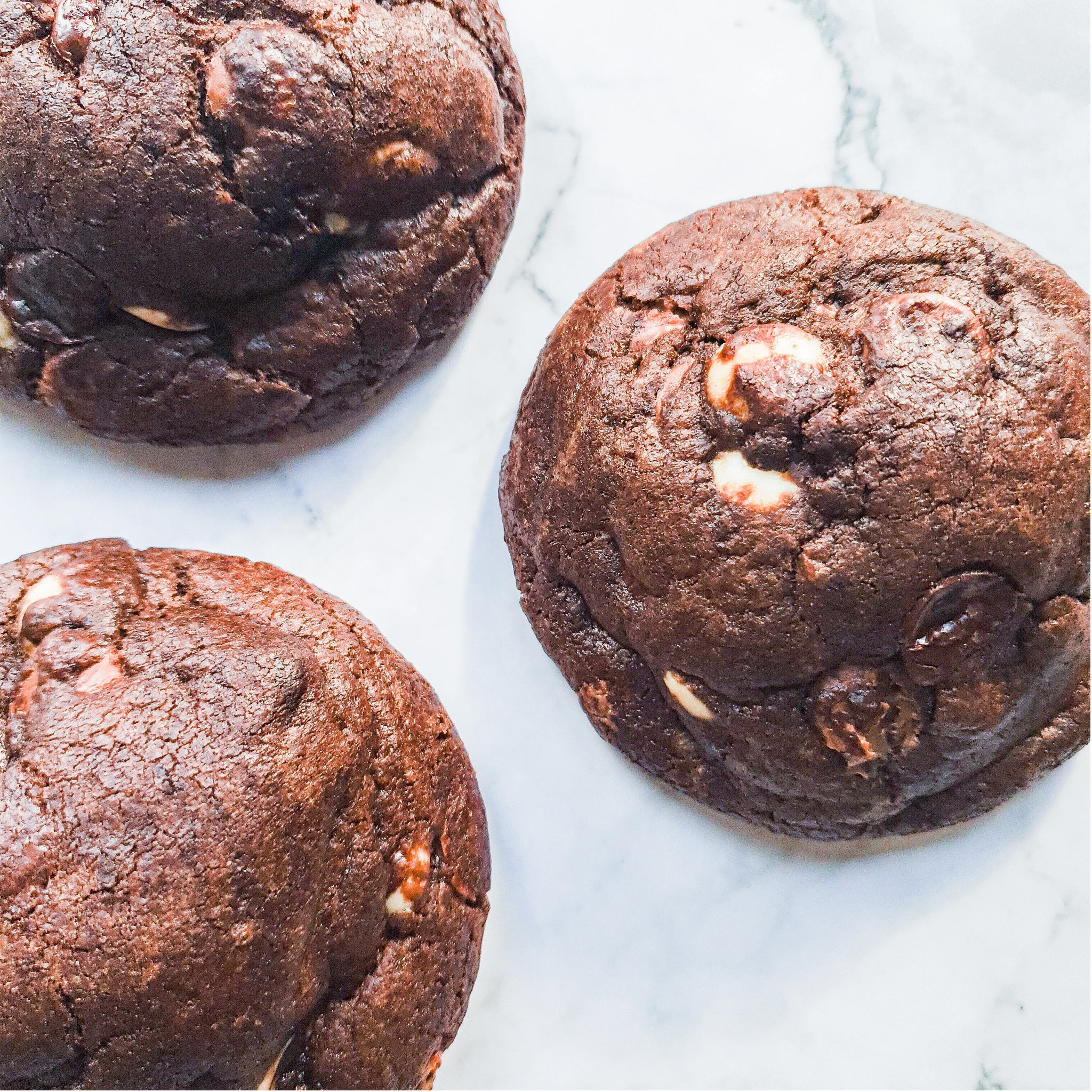 TRIPLE CHOCOLATE CHUNKY COOKIES